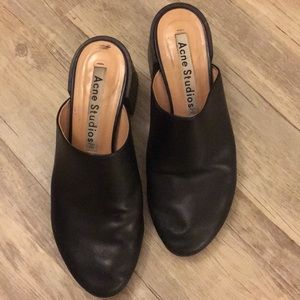 Acne Studios Closed Tow Mule